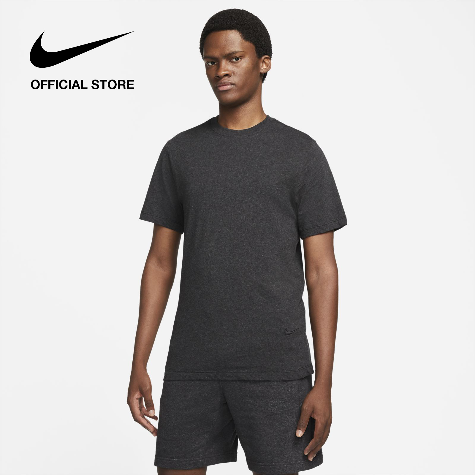 Nike Men's Sportswear Sustainability T-Shirt - Black